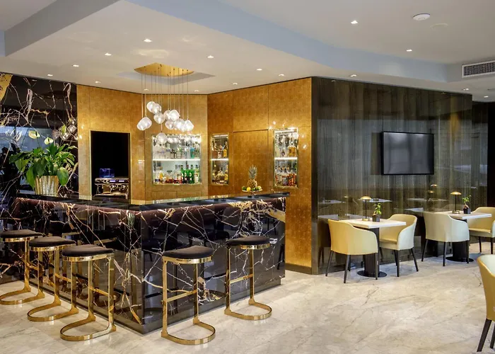 Hotel St Martin By Omnia 4*