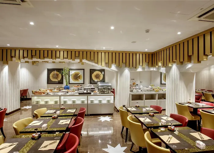 Hotel St Martin By Omnia 4*